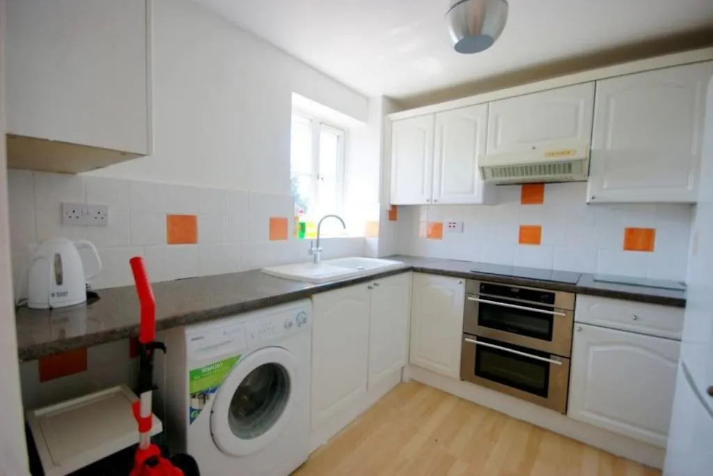 Appartement Lovely 2-Bed Flat In Londen Verenigd Koninkrijk